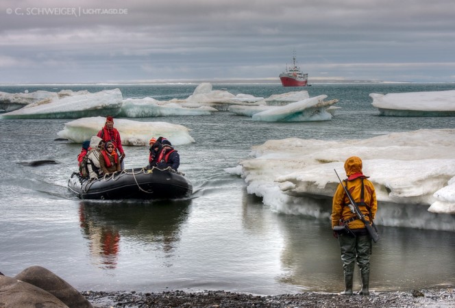 Svalbard-landing.jpg