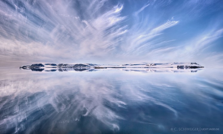 Only-a-beautiful-arctic-day.jpg
